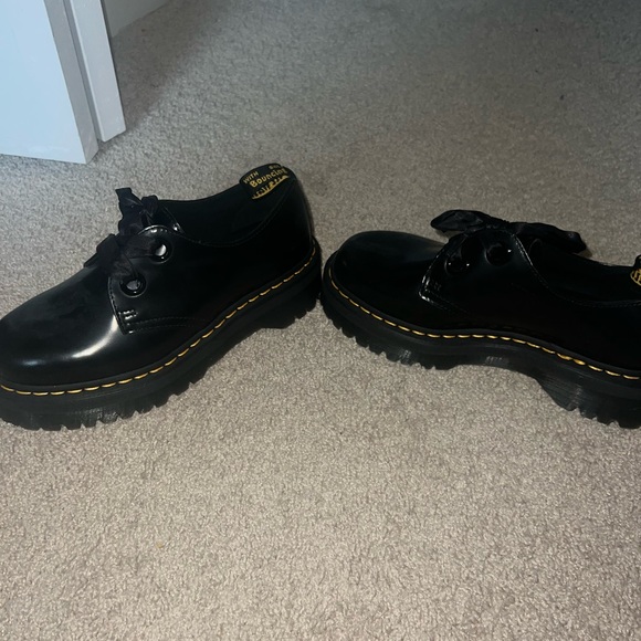 Dr. Martens Holly Women’s Leather Platform Shoes - Picture 3 of 8